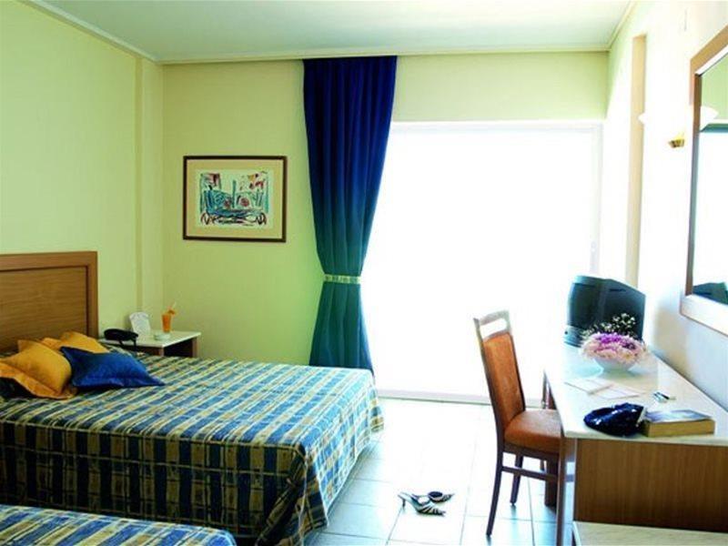 Aks Minoa Palace (Adults Only) Karteros Dış mekan fotoğraf